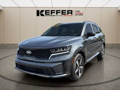 Used 2021 Kia Sorento S w/ Panoramic Sunroof Package