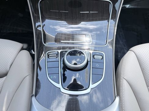 Used 2018 Mercedes-Benz C 300 Sedan image 33