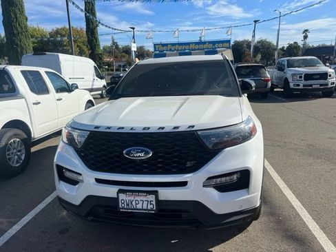 Used 2021 Ford Explorer ST w/ Equipment Group 401A AWD/4WD image 2