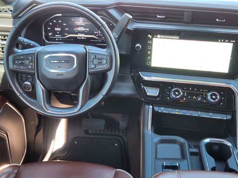 Certified 2024 GMC Sierra 3500 Denali Ultimate image 28