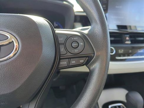 Certified 2022 Toyota Corolla LE image 15
