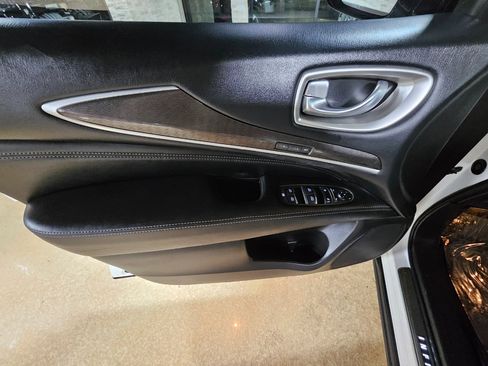 Used 2018 INFINITI QX60 Luxe w/ Premium Plus Package image 25