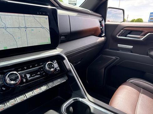 Used 2022 GMC Sierra 1500 Denali image 22