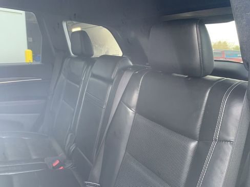 Used 2015 Jeep Grand Cherokee Limited w/ Luxury Group II image 24