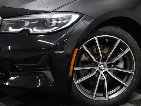 Used 2020 BMW 330i xDrive Sedan w/ Convenience Package image 3