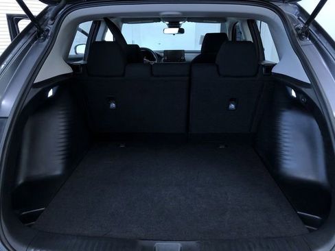 Used 2025 Honda HR-V LX image 32