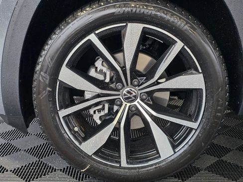 New 2026 Volkswagen Atlas SEL Premium R-Line image 11