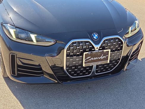 Used 2025 BMW 430i w/ M Sport Package image 10