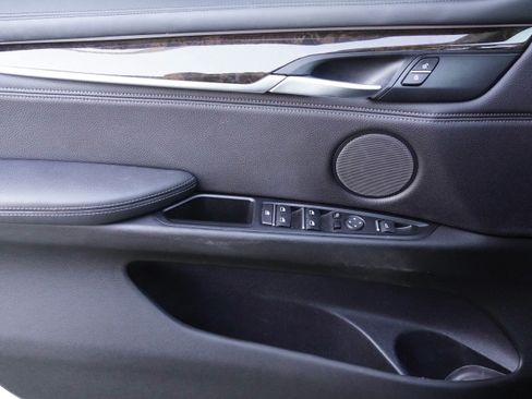 Used 2018 BMW X5 xDrive50i w/ Executive Package AWD/4WD image 30