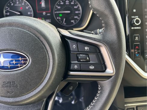 Used 2025 Subaru Ascent Limited AWD/4WD image 36