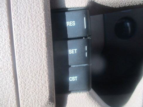 Used 2004 Ford F150 XLT image 32