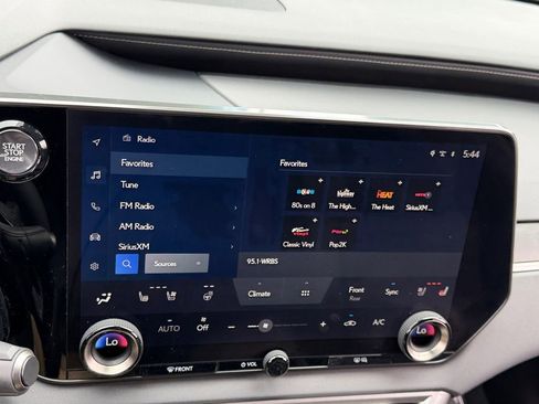 Used 2023 Lexus RX 350 Premium w/ Accessory Package AWD/4WD image 20