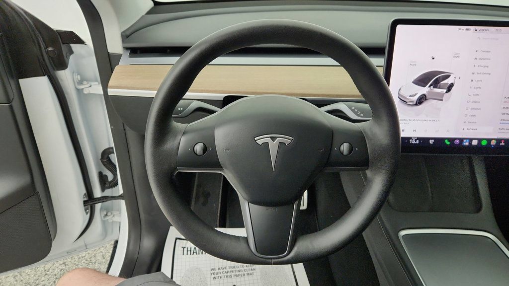 Used 2022 Tesla Model Y Performance AWD/4WD image 13