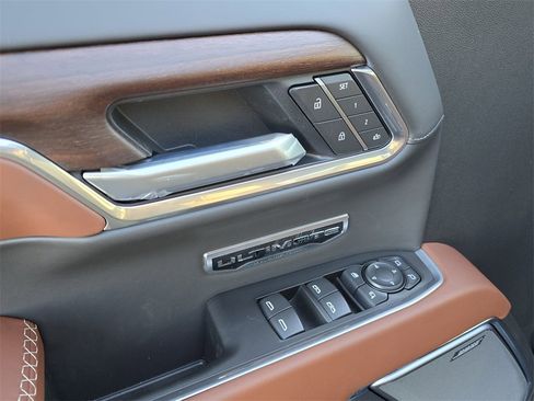 New 2026 GMC Sierra 1500 Denali Ultimate image 12