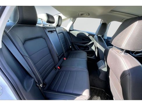 Used 2023 Volkswagen Jetta SE image 24
