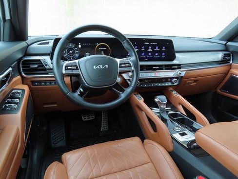 Certified 2024 Kia Telluride SX X-Pro image 4