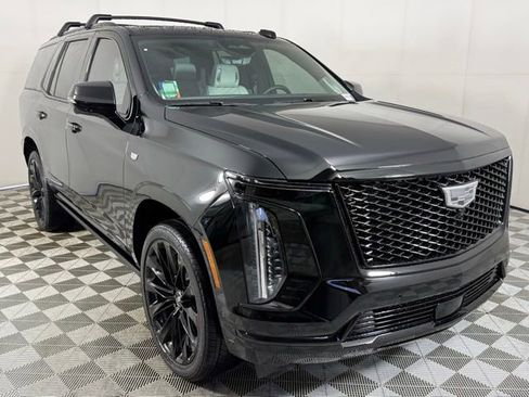 New 2026 Cadillac Escalade Platinum Sport w/ LPO, ONYX Package AWD/4WD image 10