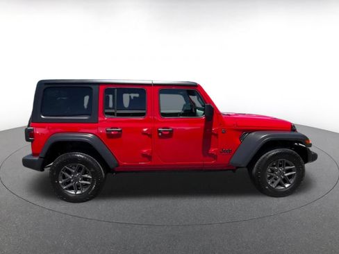 Used 2025 Jeep Wrangler Unlimited Sport AWD/4WD image 15