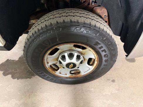 Used 2019 Chevrolet Silverado 2500 W/T AWD/4WD image 31