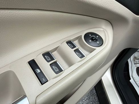 Used 2017 Ford Escape Titanium w/ Equipment Group 301A image 15