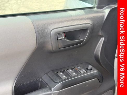 Used 2023 Toyota Tacoma SR AWD/4WD image 18