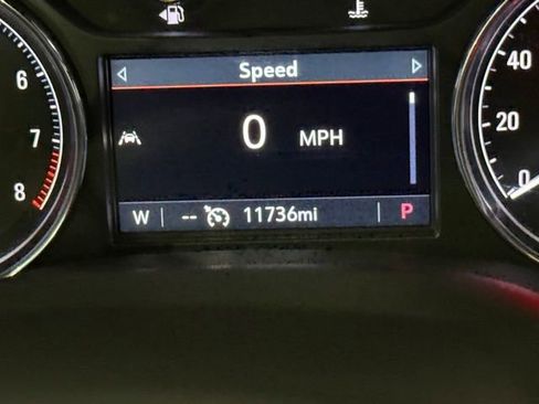 Used 2024 Buick Enclave Essence w/ Experience Buick Package FWD image 32