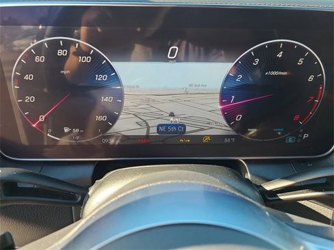 Used 2023 Mercedes-Benz GLC 300 4MATIC w/ Exclusive Trim Package image 29