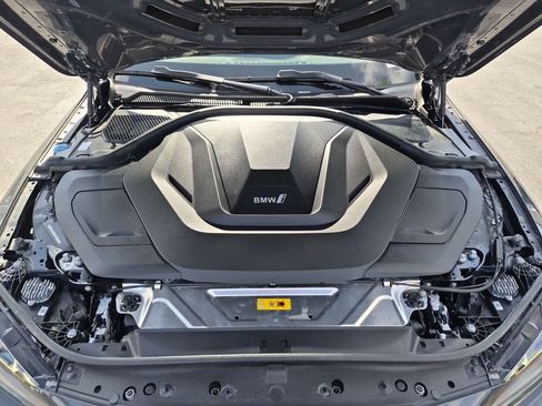 Certified 2024 BMW i4 eDrive35 w/ M Sport Package RWD image 34