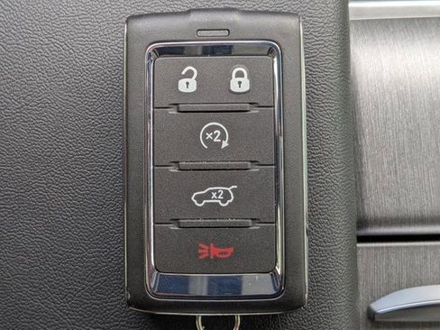 New 2026 Jeep Grand Wagoneer 2WD w/ 8-Passenger Seating Package image 32