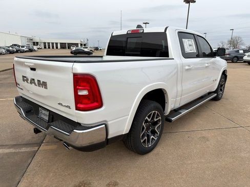 New 2025 RAM 1500 Laramie AWD/4WD image 21