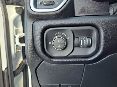 Certified 2021 RAM 2500 Laramie w/ Night Edition image 39