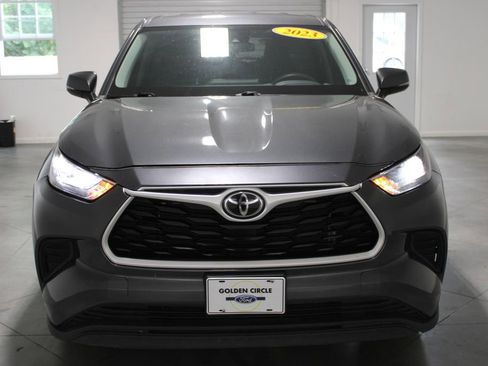 Used 2023 Toyota Highlander L AWD/4WD image 46