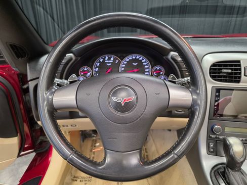 Used 2006 Chevrolet Corvette Convertible w/ Preferred Equipment Group RWD image 29