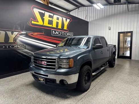 Used 2013 GMC Sierra 1500 SLE w/ Power Tech Package AWD/4WD image 1