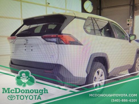 Used 2024 Toyota RAV4 LE image 2