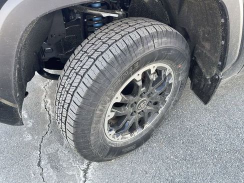 New 2026 Toyota Tundra SR5 image 2