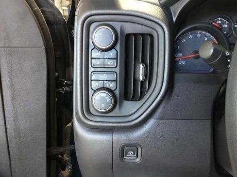 Used 2020 Chevrolet Silverado 1500 Custom w/ Custom Value Package image 41