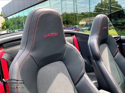 Used 2023 Porsche 911 Cabriolet image 27