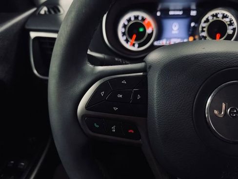 Used 2022 Jeep Cherokee Latitude Lux image 26