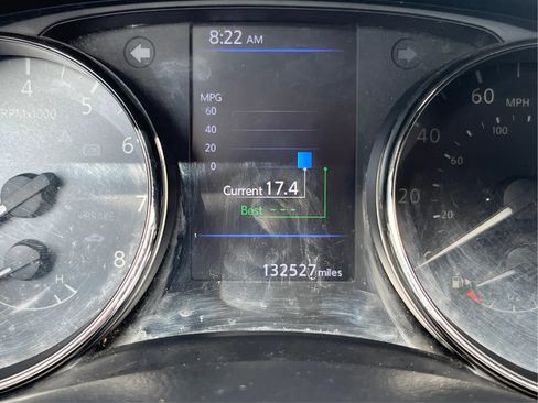 Used 2020 Nissan Rogue SV AWD/4WD image 16