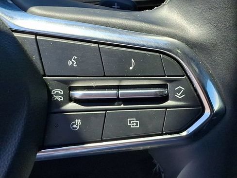 Used 2025 Chevrolet Equinox LT FWD image 22
