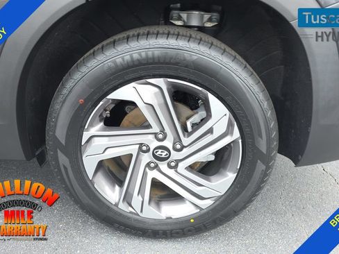 Used 2023 Hyundai Santa Fe SEL FWD image 11