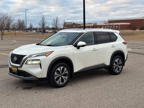 Used 2021 Nissan Rogue SV image 37