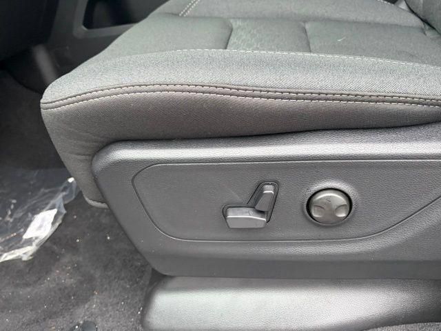 New 2026 RAM 1500 Big Horn AWD/4WD image 16