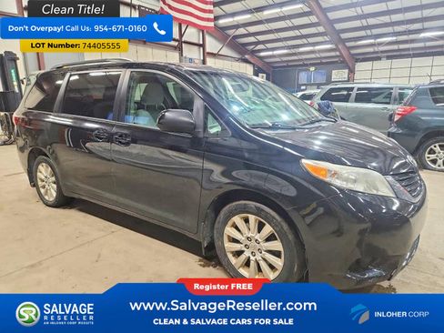Used 2015 Toyota Sienna LE AWD/4WD image 5