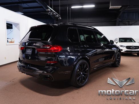 Used 2021 BMW X7 M50i w/ Dynamic Handling Package AWD/4WD image 7