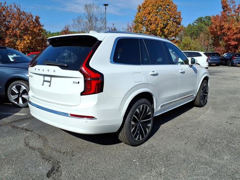 New 2026 Volvo XC90 B6 Plus w/ Protection Package Premier image 3