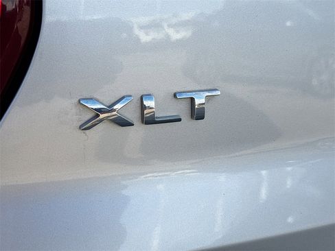 Certified 2019 Ford Explorer XLT w/ Class III Trailer Tow Package image 21