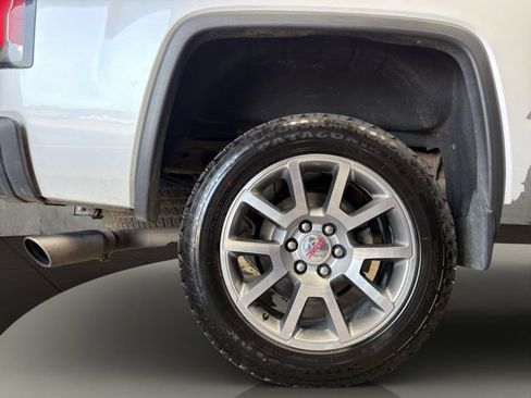 Used 2016 GMC Sierra 1500 Denali w/ Enhanced Driver Alert Package AWD/4WD image 36