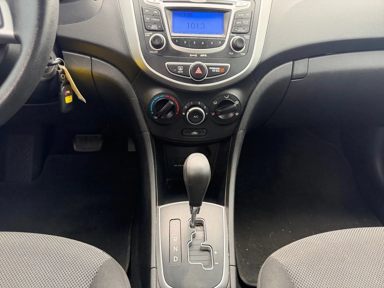 Used 2012 Hyundai Accent GS FWD image 14
